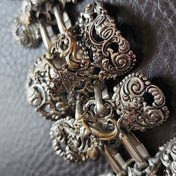 VTG Napier Griffin & Dragon bracelet - Picture 10 of 12